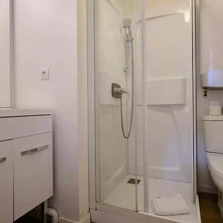 דירה Train Station *