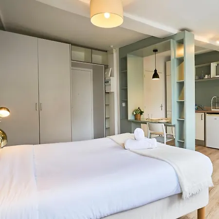 Train Station דירה *