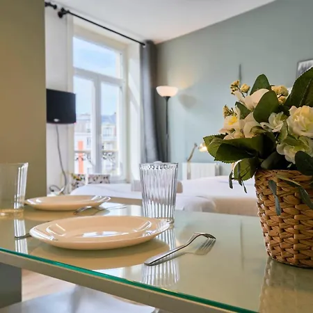 Train Station * ליל